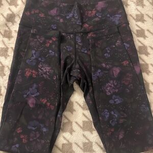 Lululemon Athletica Black and Purple Leggings High-Waisted Stretch